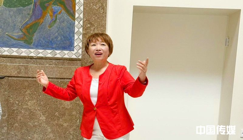 小雨姐姐赴丹麦参加安徒生教师奖颁奖典礼